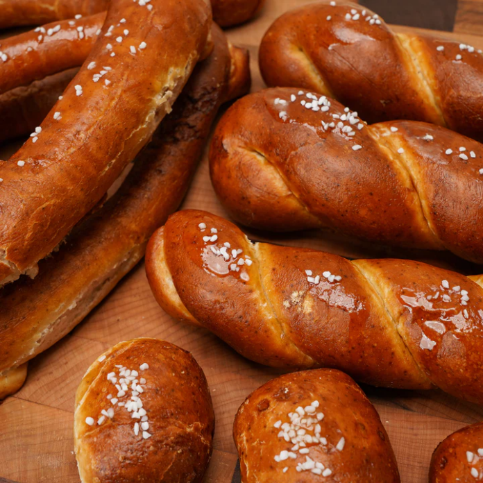 Are Pretzels Healthy? Pros, Cons and Healthy Alternative